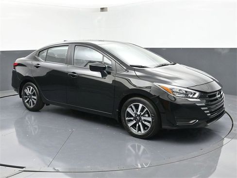 New 2025 Nissan Versa SV w/ Trunk Package image 2