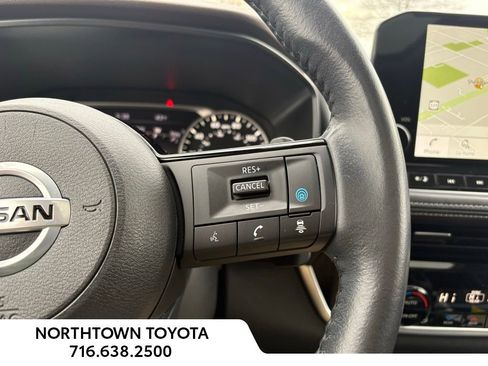 Used 2021 Nissan Rogue SL w/ Premium Package image 34