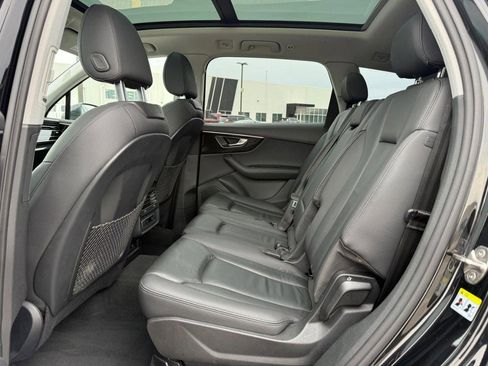 Used 2023 Audi Q7 3.0T Premium Plus image 9
