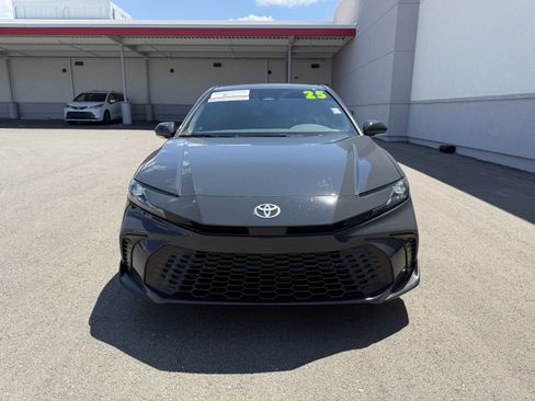 Certified 2025 Toyota Camry SE FWD image 18