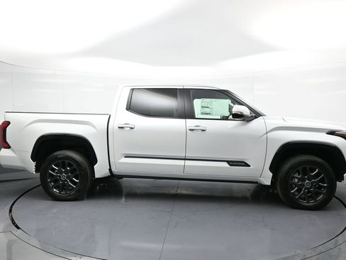 New 2024 Toyota Tundra Platinum image 5