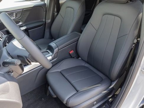 Certified 2025 Mercedes-Benz GLB 250 image 15