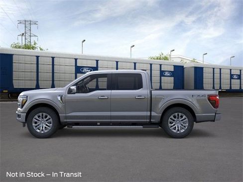 New 2025 Ford F150 Lariat w/ Equipment Group 502A High image 3