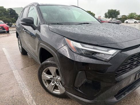 Used 2024 Toyota RAV4 XLE FWD image 3