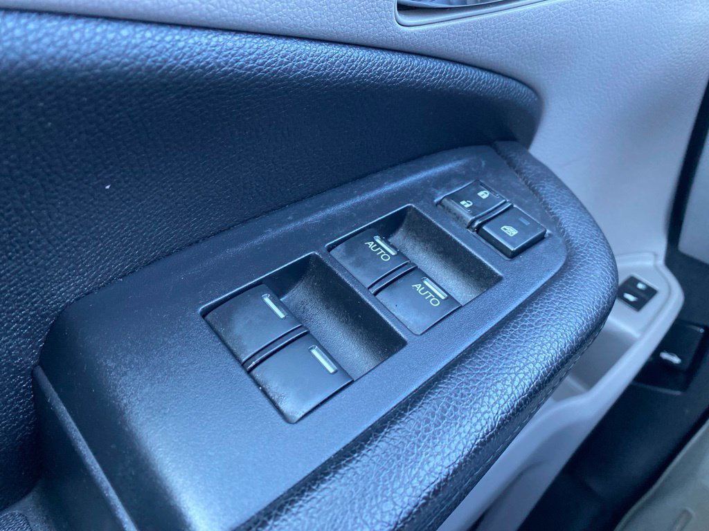 Used 2016 Honda Pilot Touring image 24