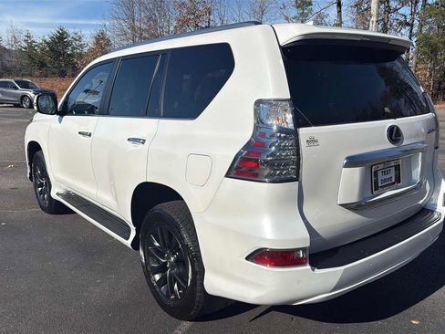 Used 2023 Lexus GX 460 Premium image 7