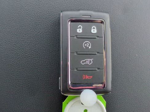 Certified 2025 Jeep Grand Cherokee L Altitude AWD/4WD image 36