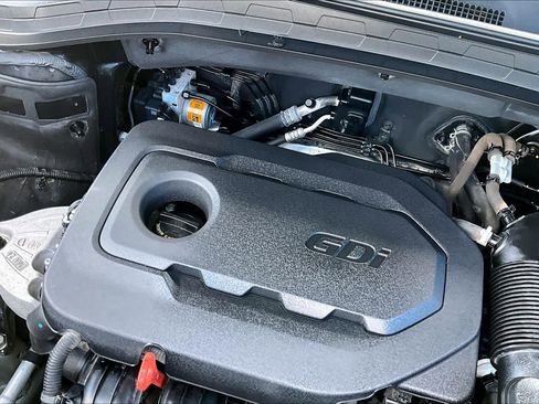 Used 2019 Hyundai Santa Fe SE FWD image 33