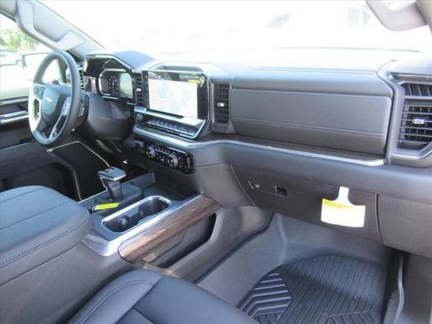 New 2026 Chevrolet Silverado 1500 LT w/ Z71 Off-Road Package image 13