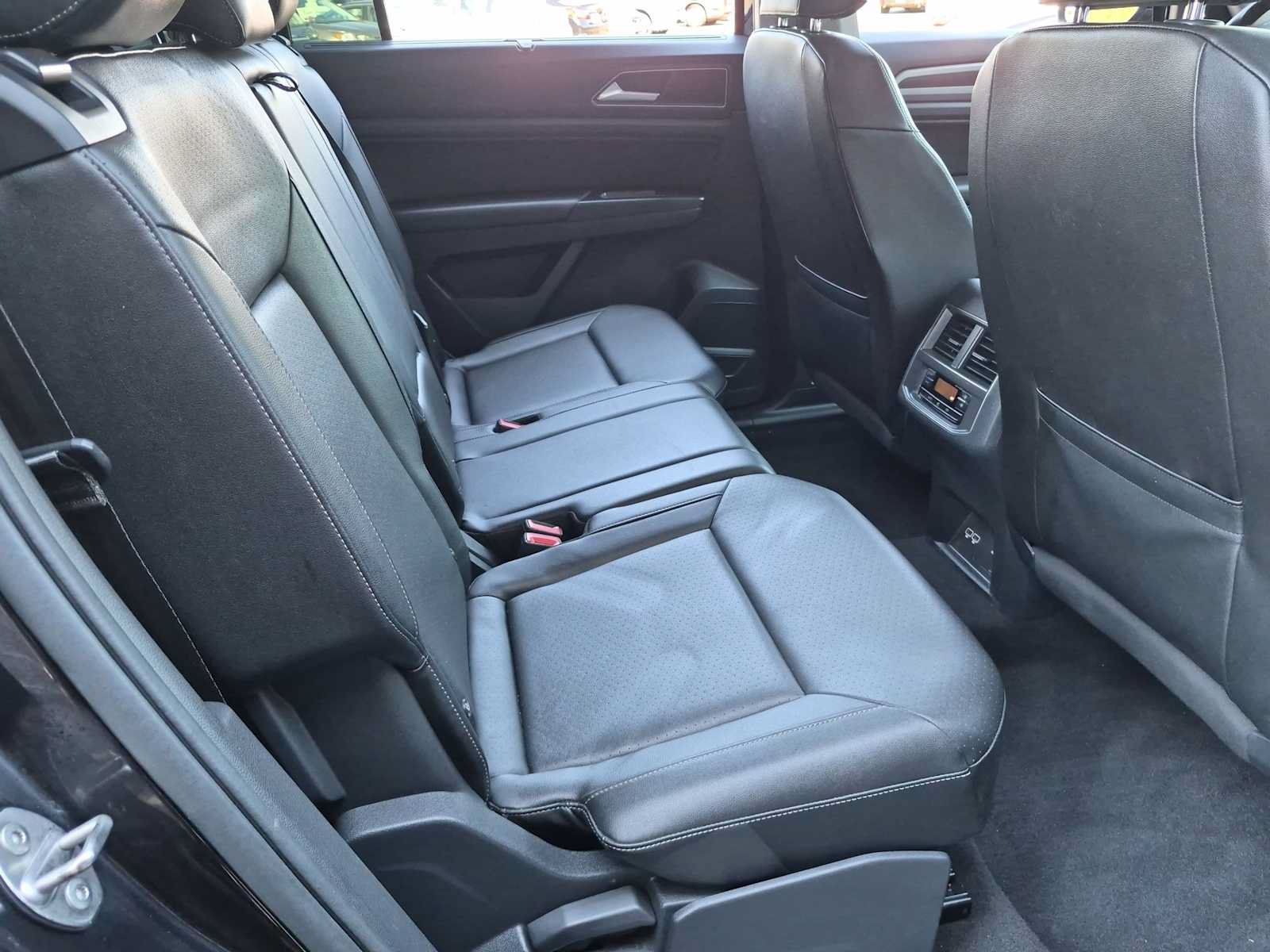 Used 2019 Volkswagen Atlas SEL R-Line AWD/4WD image 20