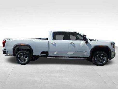 New 2025 GMC Sierra 3500 SLE image 9