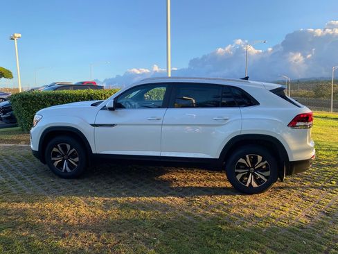 New 2026 Volkswagen Atlas Cross Sport SE image 22