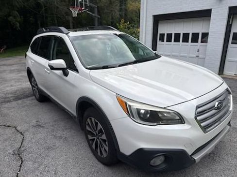 Used 2015 Subaru Outback 2.5i Limited AWD/4WD image 21