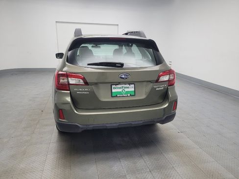 Used 2017 Subaru Outback 2.5i image 6