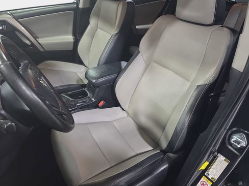 Used 2017 Toyota RAV4 Limited image 15