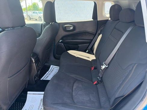 Used 2019 Jeep Compass Sport w/ Cold Weather Group AWD/4WD image 15