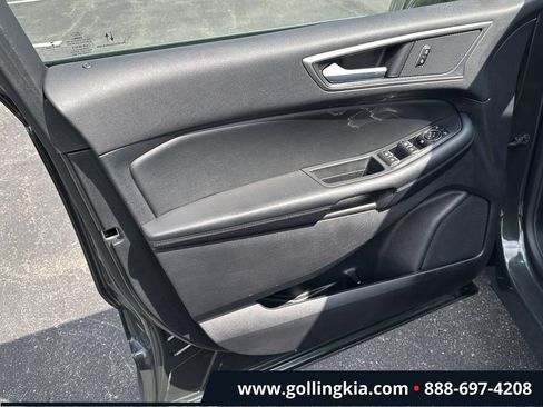 Used 2022 Ford Edge SEL w/ Convenience Package AWD/4WD image 16