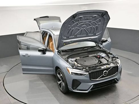 Used 2023 Volvo XC60 B6 Ultimate w/ Protection Package Premier AWD/4WD image 47
