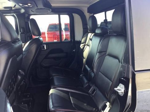 Used 2021 Jeep Gladiator Rubicon image 11