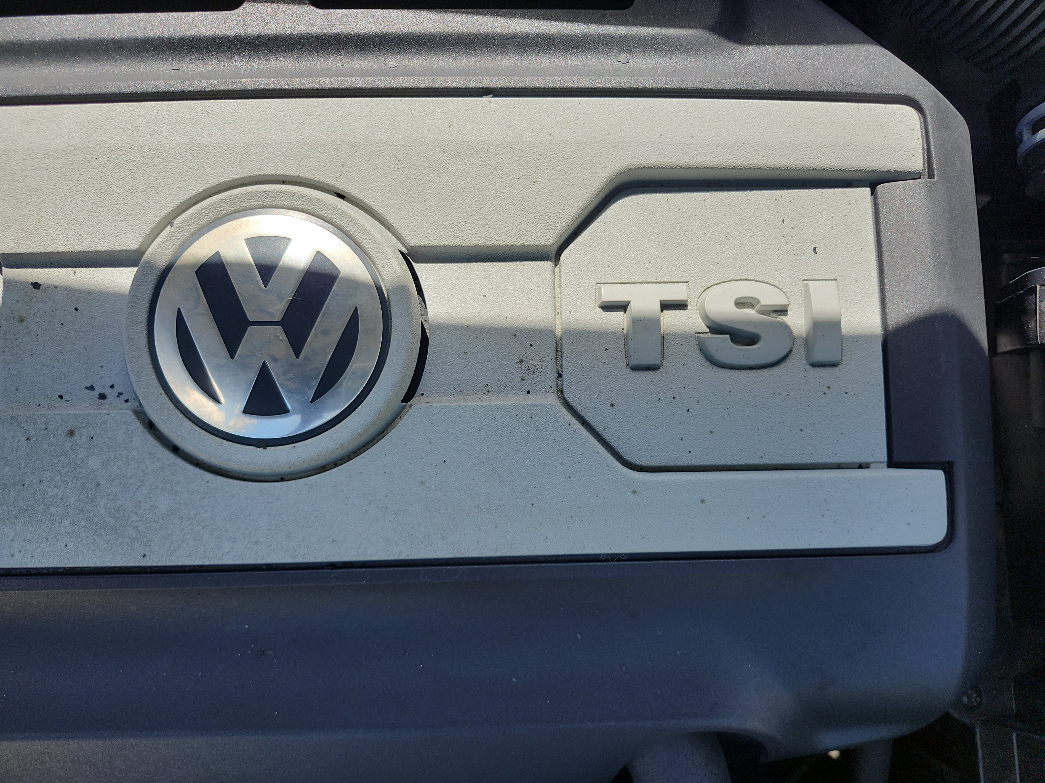 Used 2012 Volkswagen Eos Komfort FWD image 26