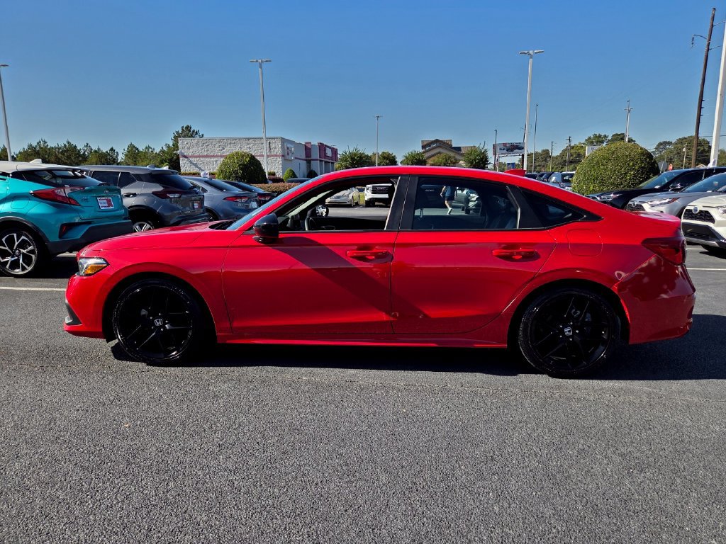 Used 2023 Honda Civic Sport image 4