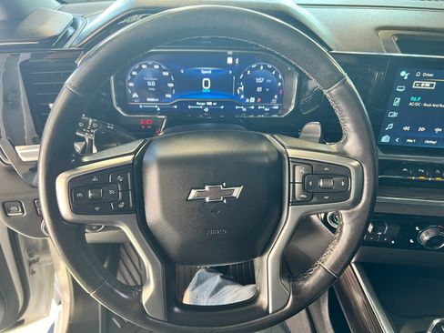 Used 2022 Chevrolet Silverado 1500 RST w/ Convenience Package II AWD/4WD image 15