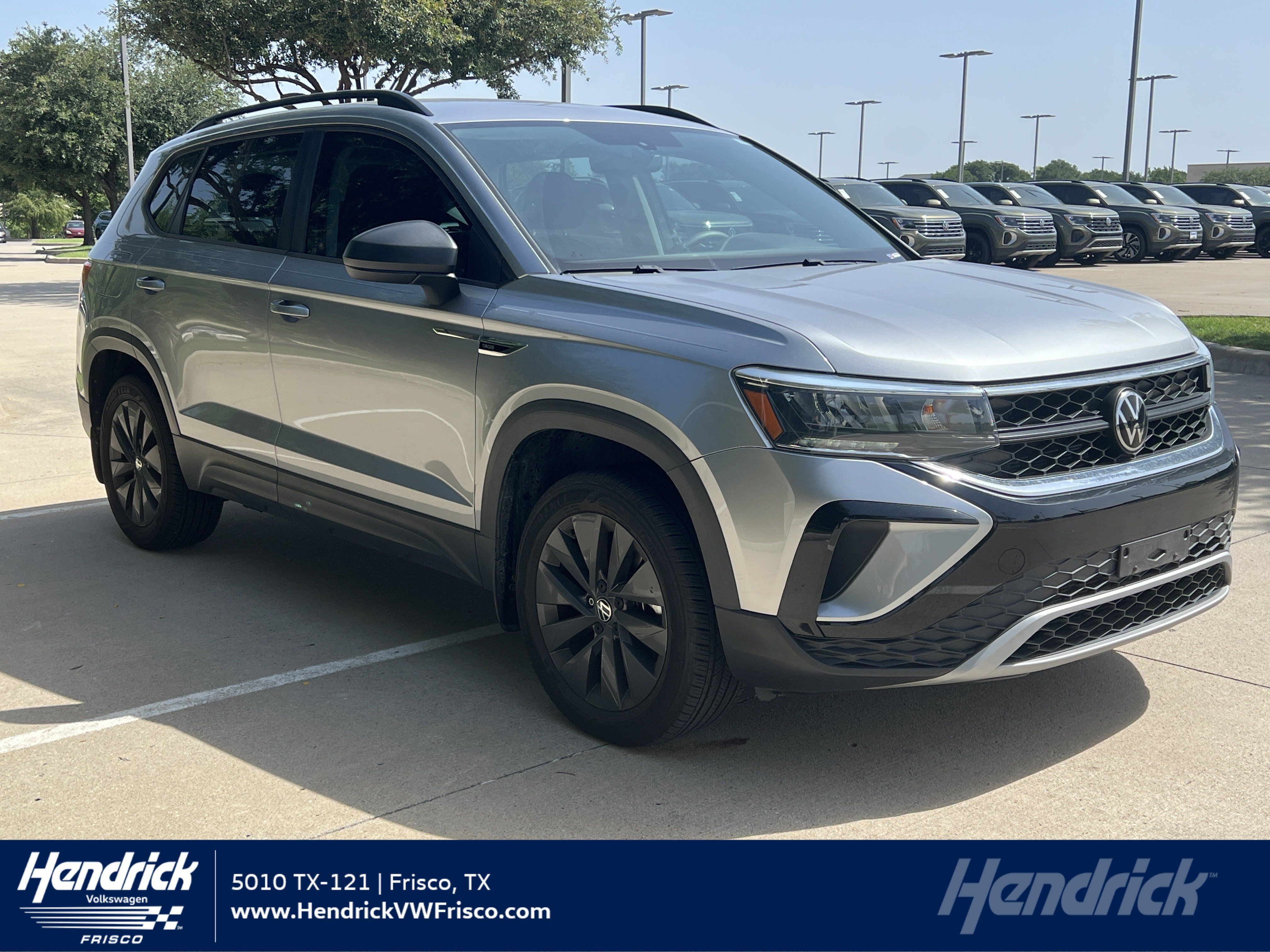 Used 2023 Volkswagen Taos S FWD image 1