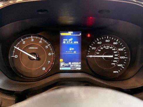 Used 2021 Subaru Crosstrek 2.0i AWD/4WD image 13