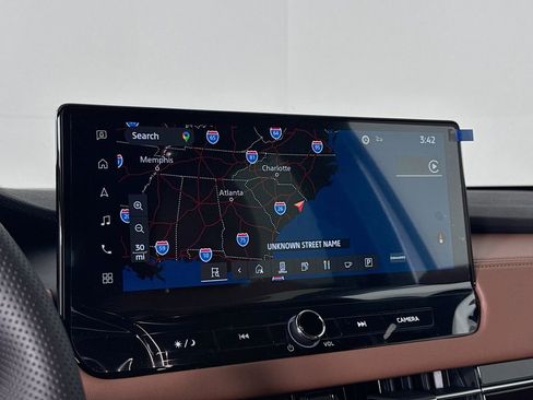 New 2025 Mitsubishi Outlander SEL image 13