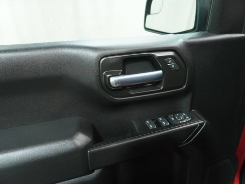 Used 2020 Chevrolet Silverado 1500 Custom w/ Custom Value Package AWD/4WD image 20