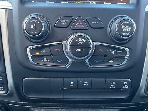 Used 2019 RAM 1500 Big Horn image 17
