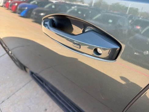 New 2026 Nissan Armada SL w/ Captain's Chari Seat Package image 11