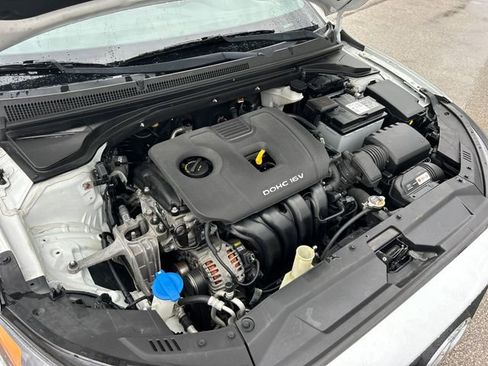 Used 2020 Hyundai Veloster 2.0 Premium image 35