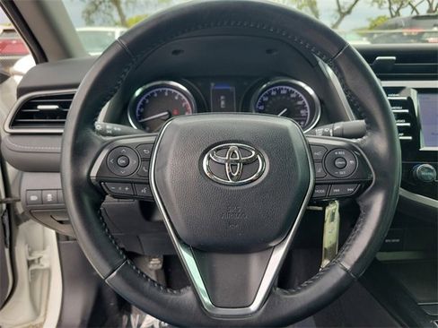 Used 2019 Toyota Camry SE image 15