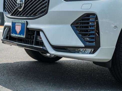 New 2026 Volvo XC60 B5 Ultra w/ Protection Package Premier AWD/4WD image 15
