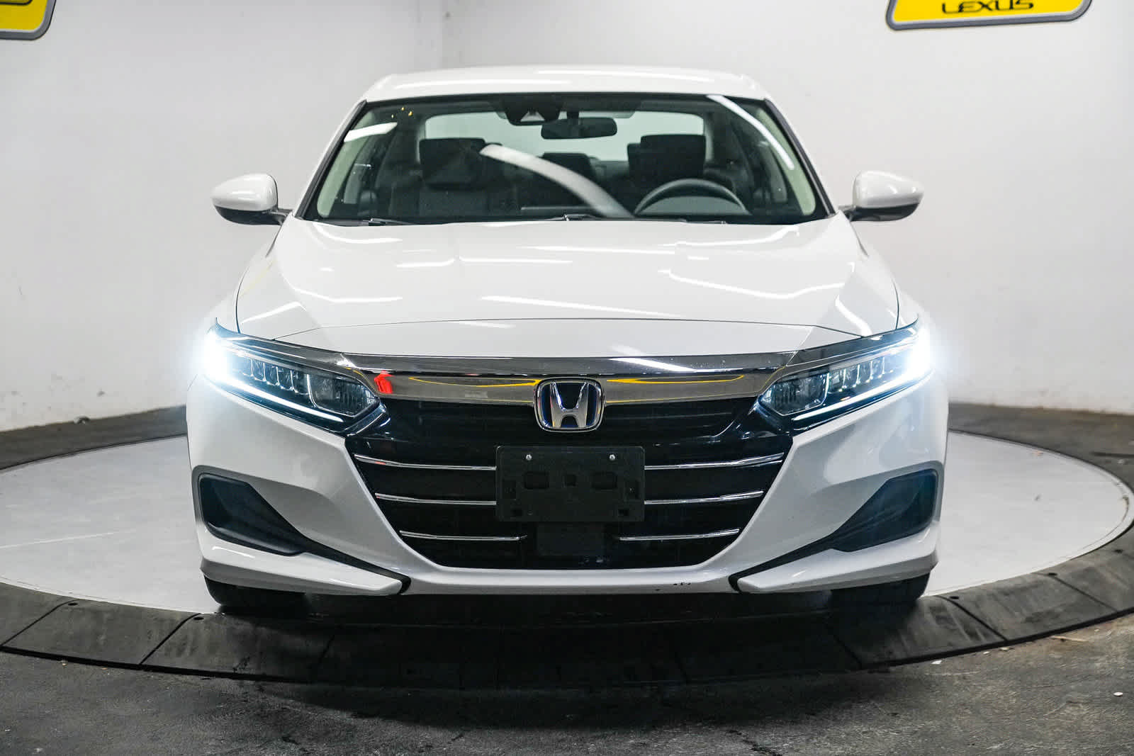 Used 2021 Honda Accord Hybrid image 4