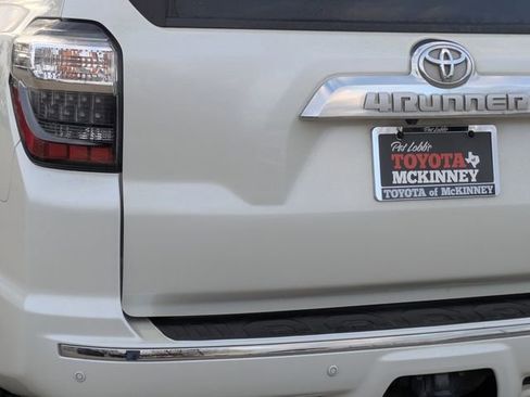 Used 2021 Toyota 4Runner Limited image 8