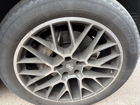 Used 2018 Porsche Macan S AWD/4WD image 8