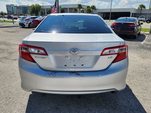 Used 2013 Toyota Camry LE image 7