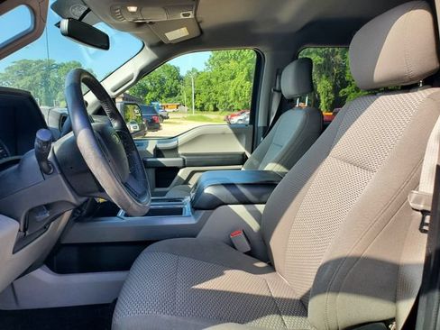 Used 2017 Ford F150 XLT w/ Equipment Group 302A Luxury AWD/4WD image 7