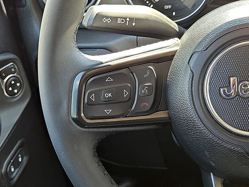 Used 2023 Jeep Wrangler Unlimited AWD/4WD image 19