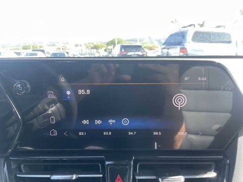 Used 2025 Chevrolet TrailBlazer RS image 12