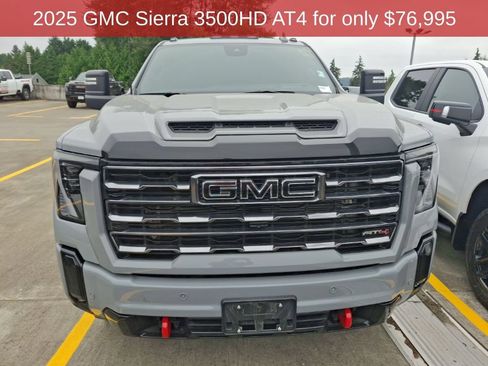Used 2025 GMC Sierra 3500 AT4 w/ AT4 Premium Plus Package AWD/4WD image 3