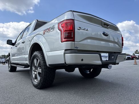 Used 2015 Ford F150 Lariat AWD/4WD image 8