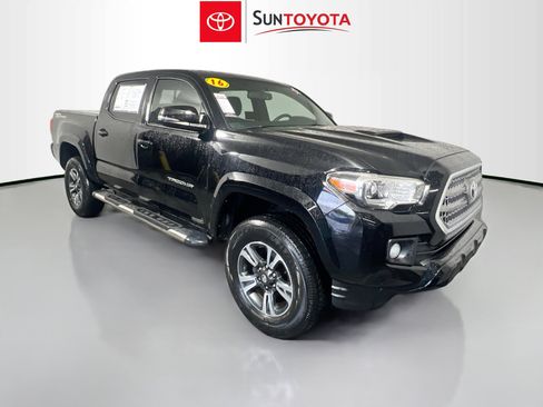 Used 2016 Toyota Tacoma TRD Sport w/ Premium & Technology Package RWD image 1