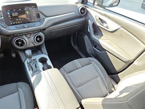 Certified 2023 Chevrolet Blazer LT w/ Convenience Package image 12
