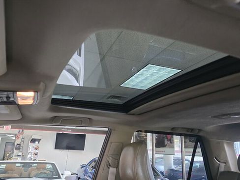 Used 2011 Toyota 4Runner Limited image 23