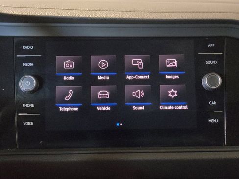 Used 2019 Volkswagen Jetta SEL FWD image 25