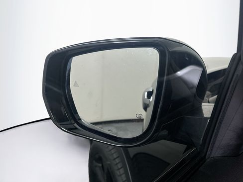 Used 2023 Jeep Grand Cherokee L Limited w/ Black Appearance Package AWD/4WD image 16