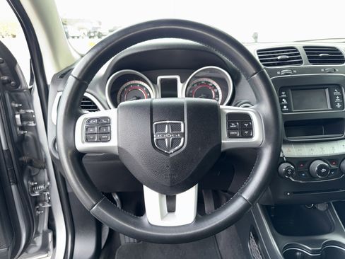 Used 2018 Dodge Journey SE w/ Popular Equipment Group image 15